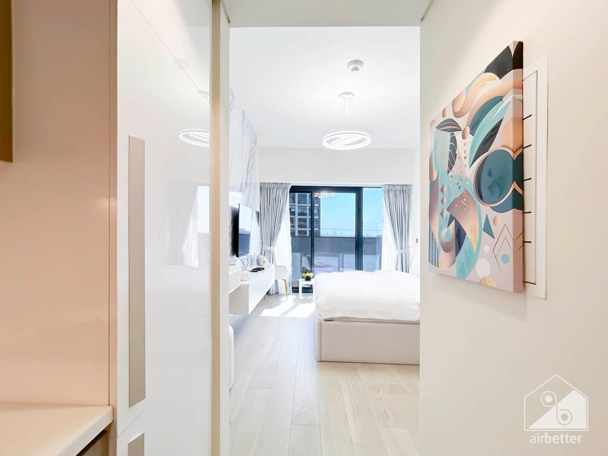 Apartment Luxury Living In Azizi Riviera L Cozy Balcony Dubai